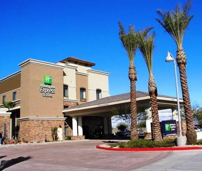 Holiday Inn Express & Suites Phoenix Glendale Dist By Ihg Exterior photo