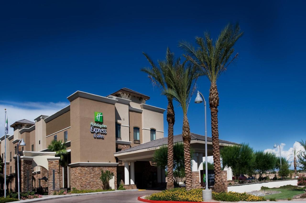 Holiday Inn Express & Suites Phoenix Glendale Dist By Ihg Exterior photo